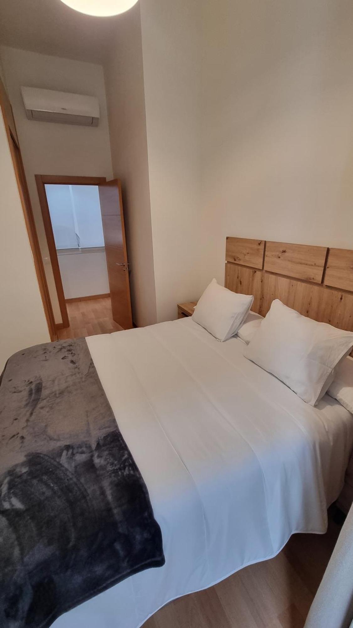 Rosa 2 Bedrooms In City Center Малага Екстериор снимка