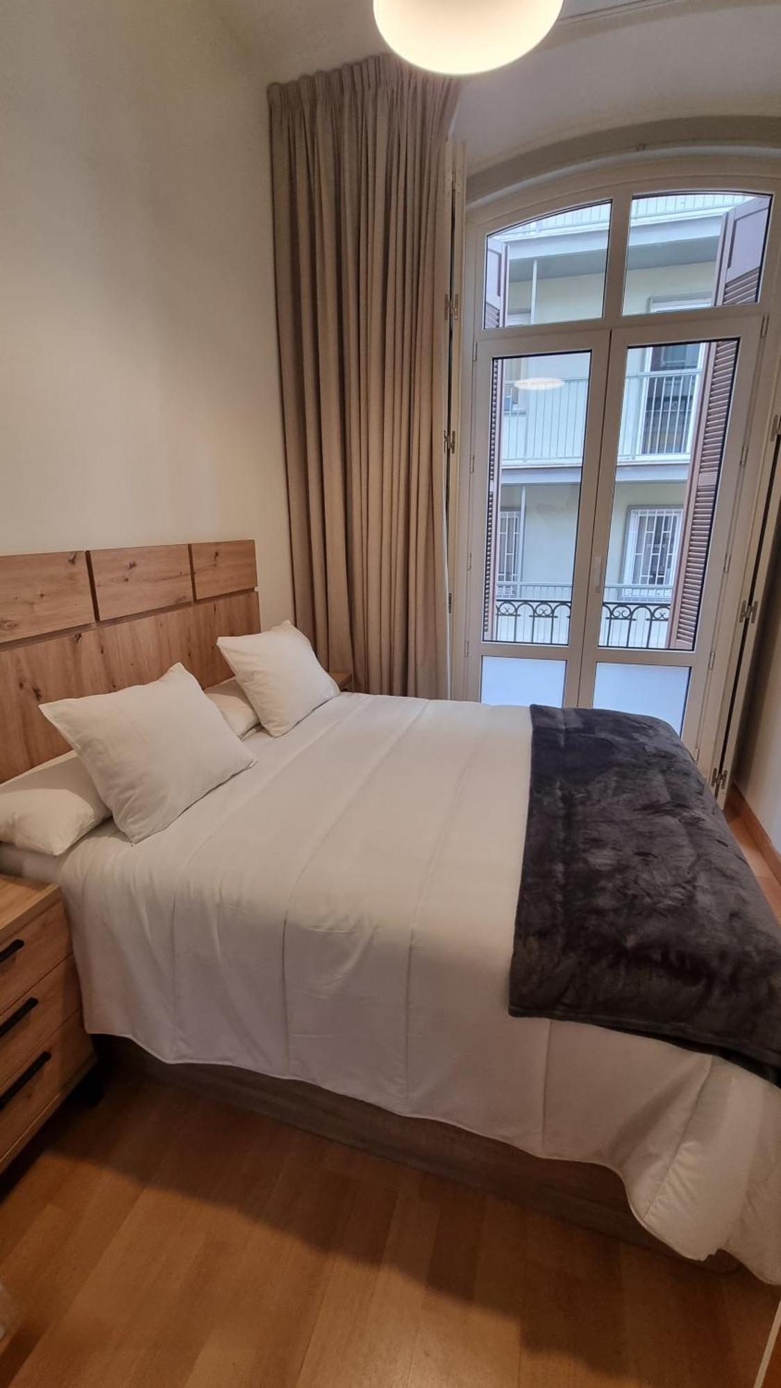 Rosa 2 Bedrooms In City Center Малага Екстериор снимка