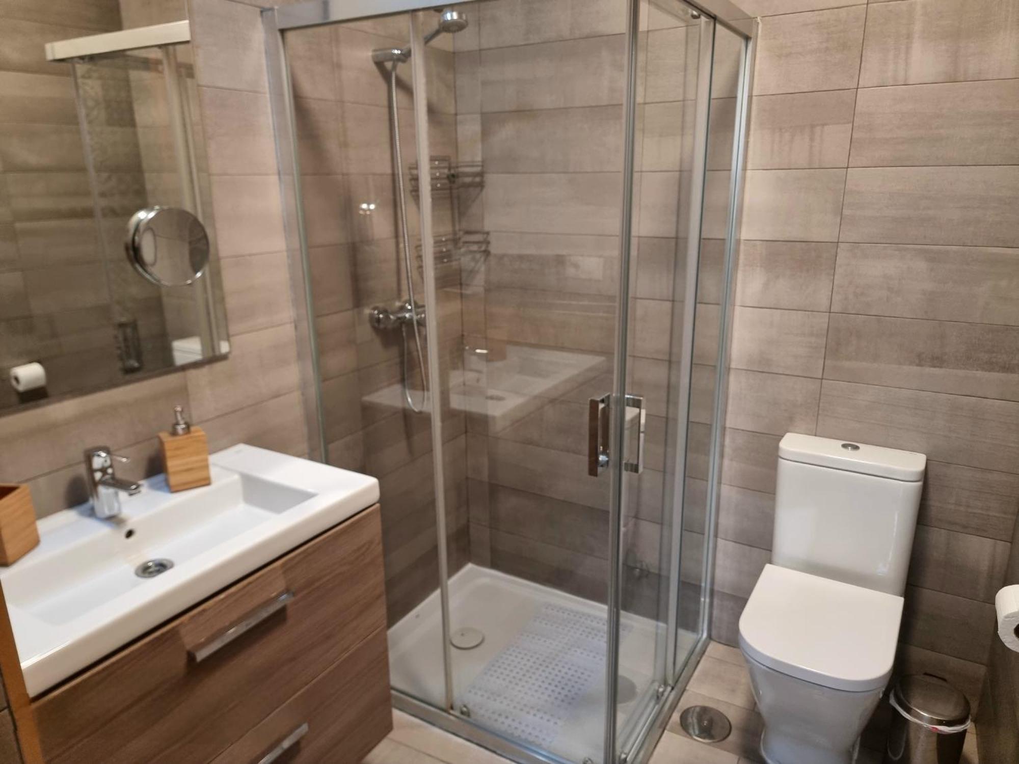 Rosa 2 Bedrooms In City Center Малага Екстериор снимка